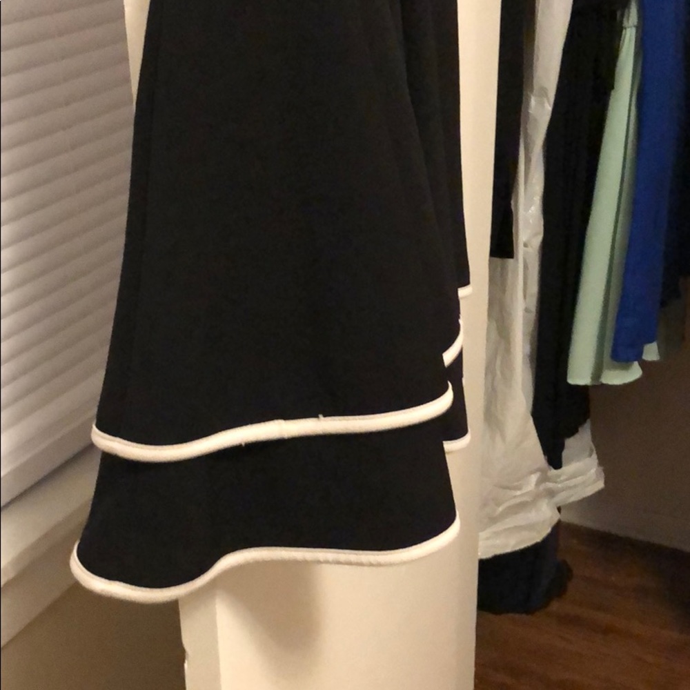 LBD - Picture 3 of 4
